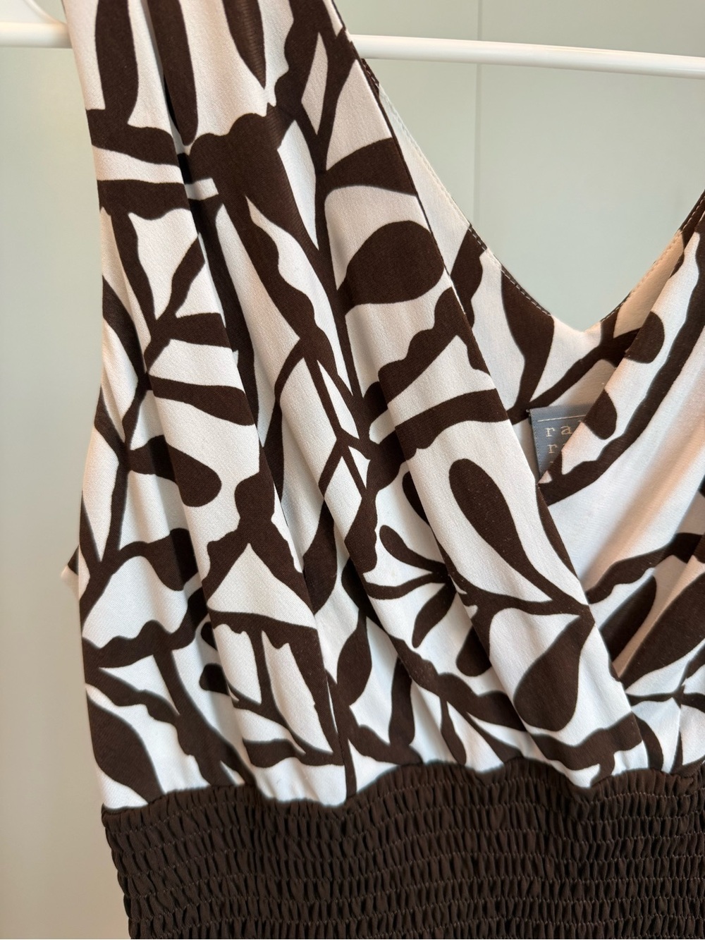 Rabbit Rabbit Rabbit Designs Brown White Leaf Print Sleeveless Midi Dress 8 - Picture 6 of 10